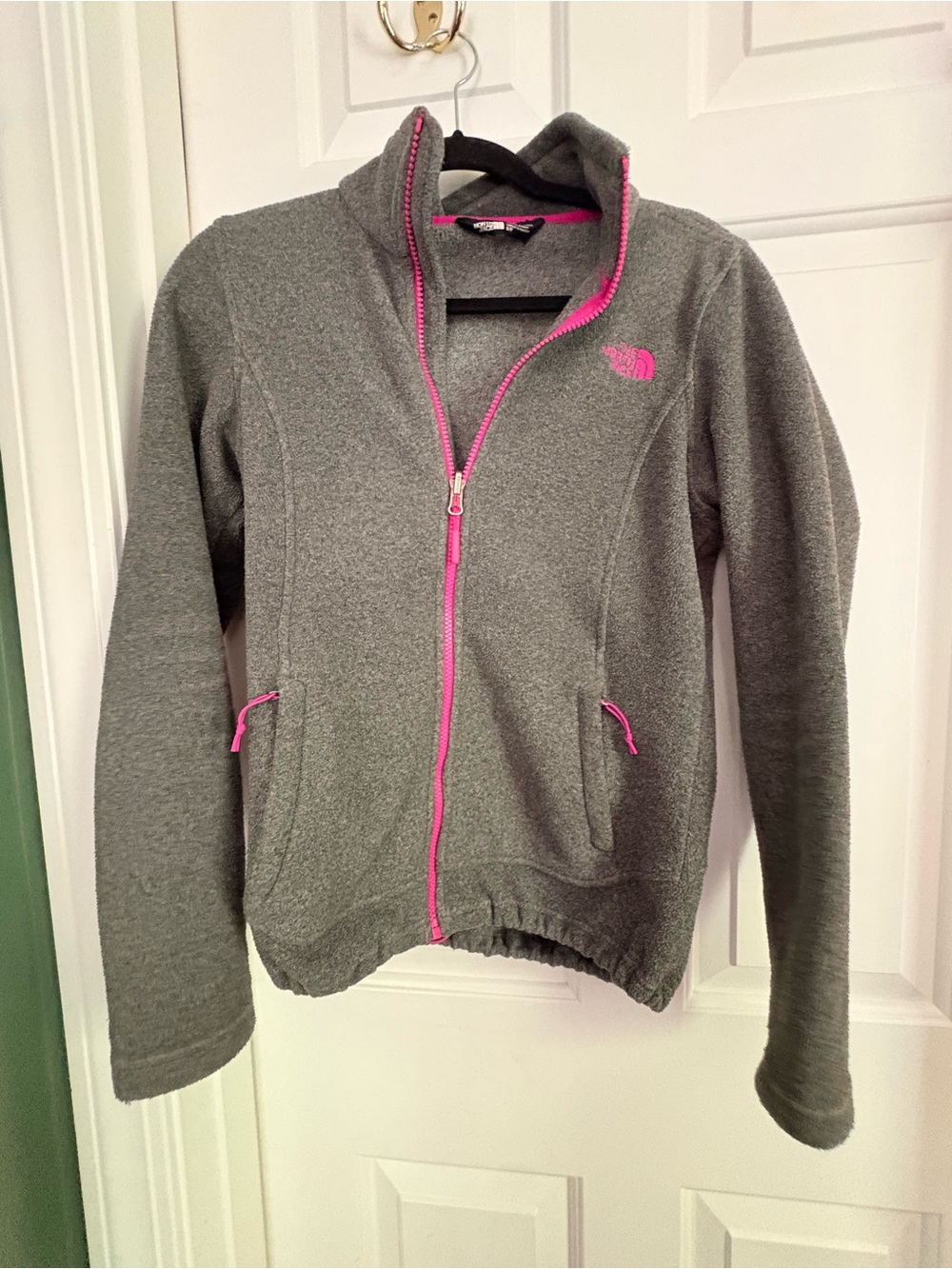The North Face woman’s ' Gray Fleece Jacket with Pink Trim